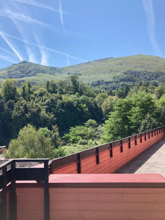 La Villa Sur Le Toit Lourdes Bagian luar foto